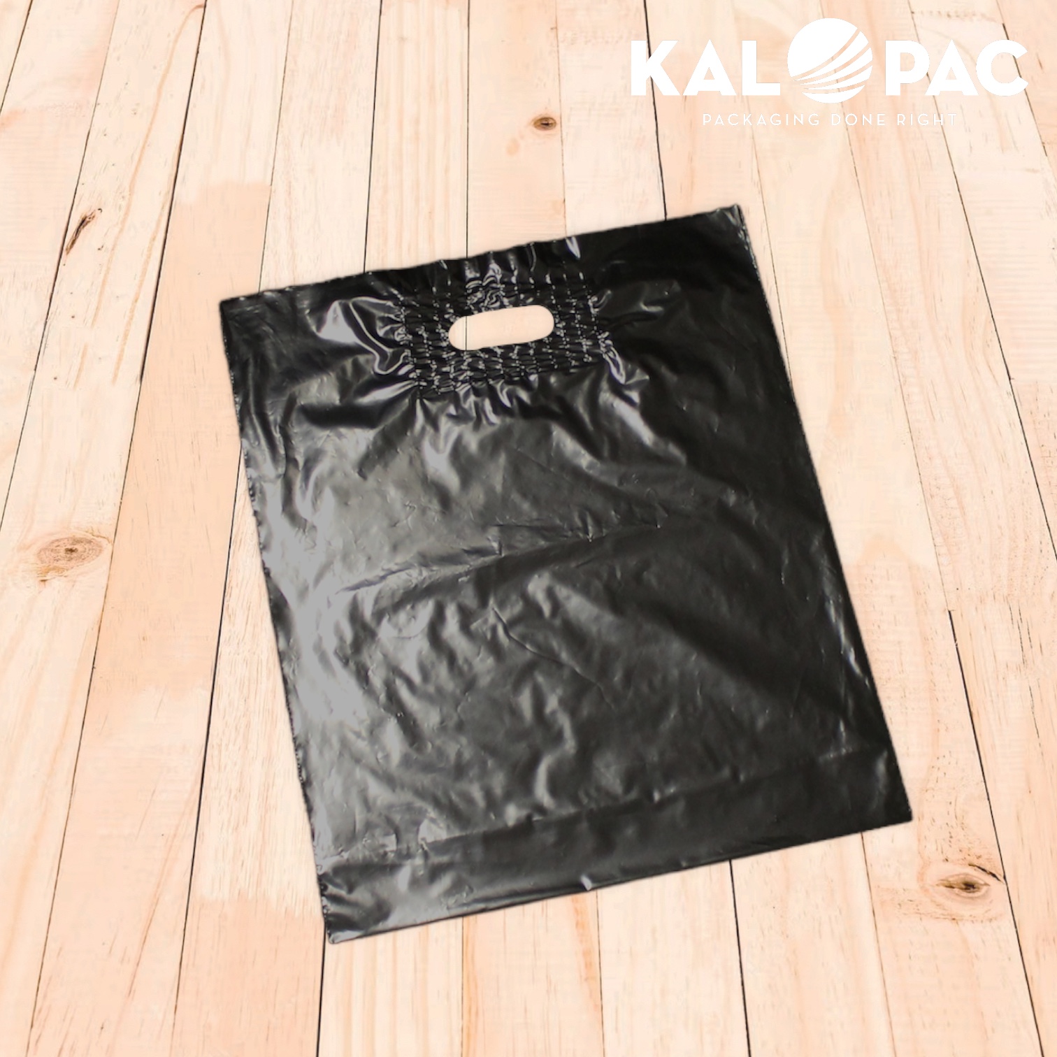 15x18x4 Black Patch Handle Bag